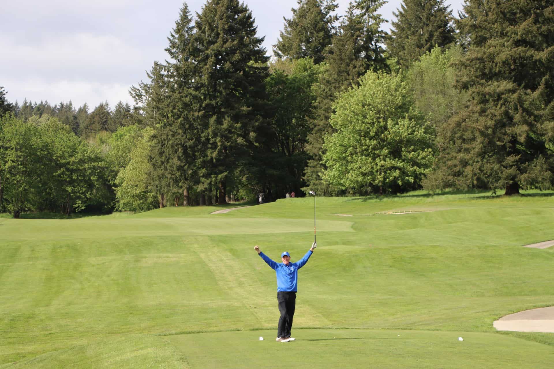 Bret celebrating a good shot