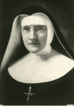 Mother Juliana Hermens bought a car – although no one knew how to drive