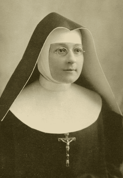 Under the leadership of Mother Theresa Heuberger, the Community adopted the English language