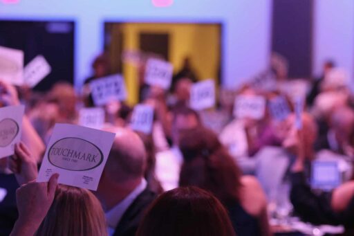 Gala auction bidding