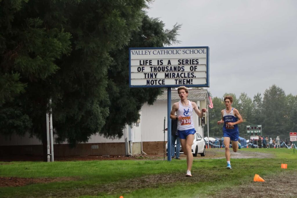 Boys XC at Districts 2023