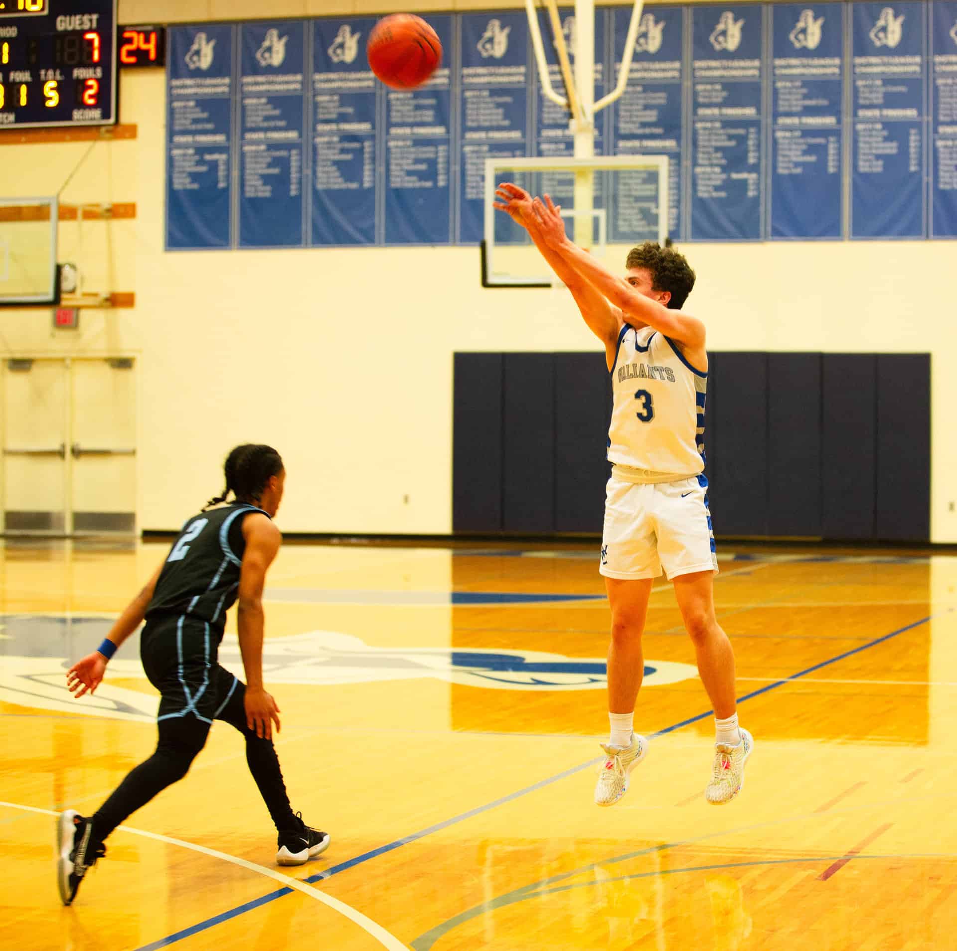 Boys Basketball Round 1