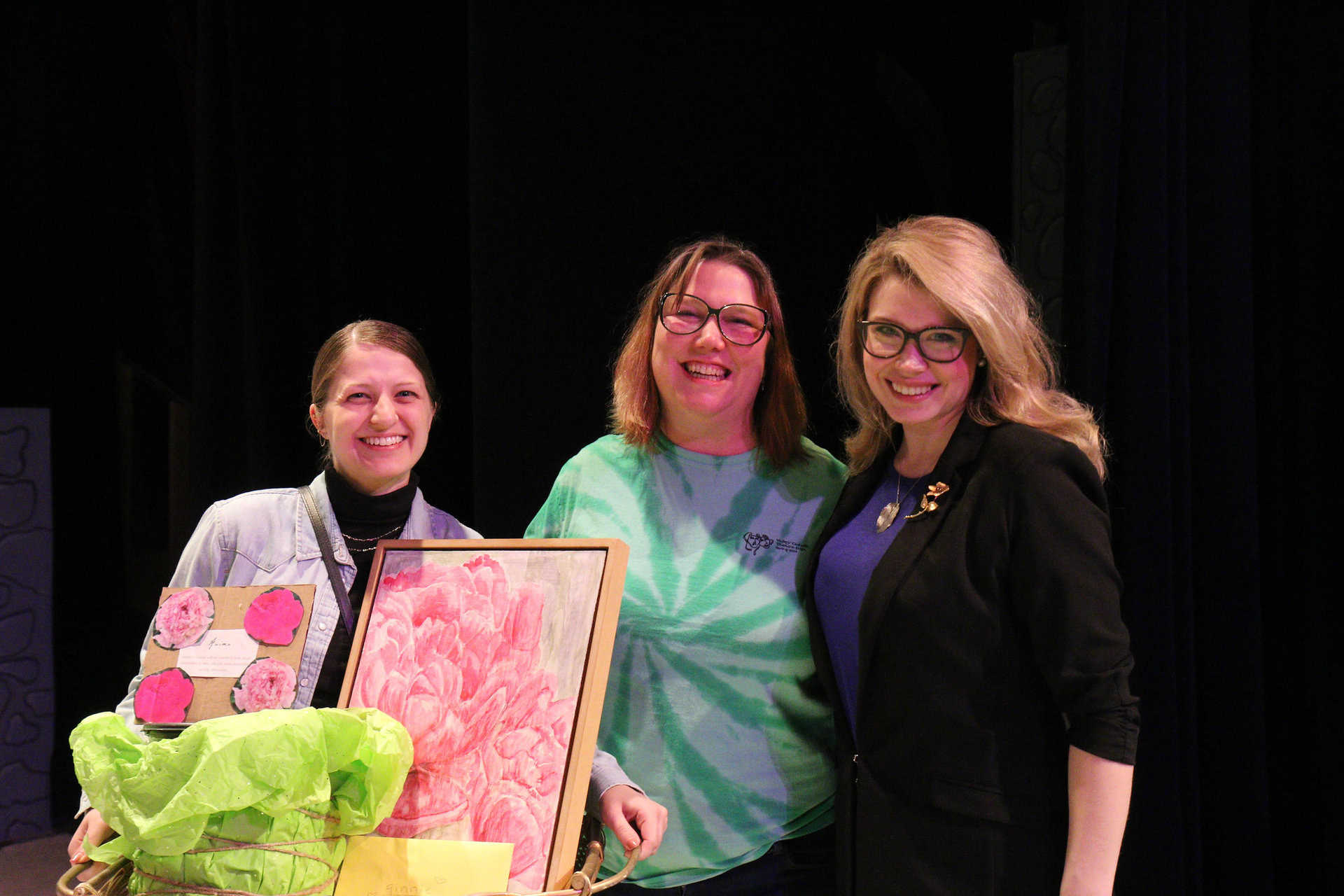 Ginnie and Alumni at OZ