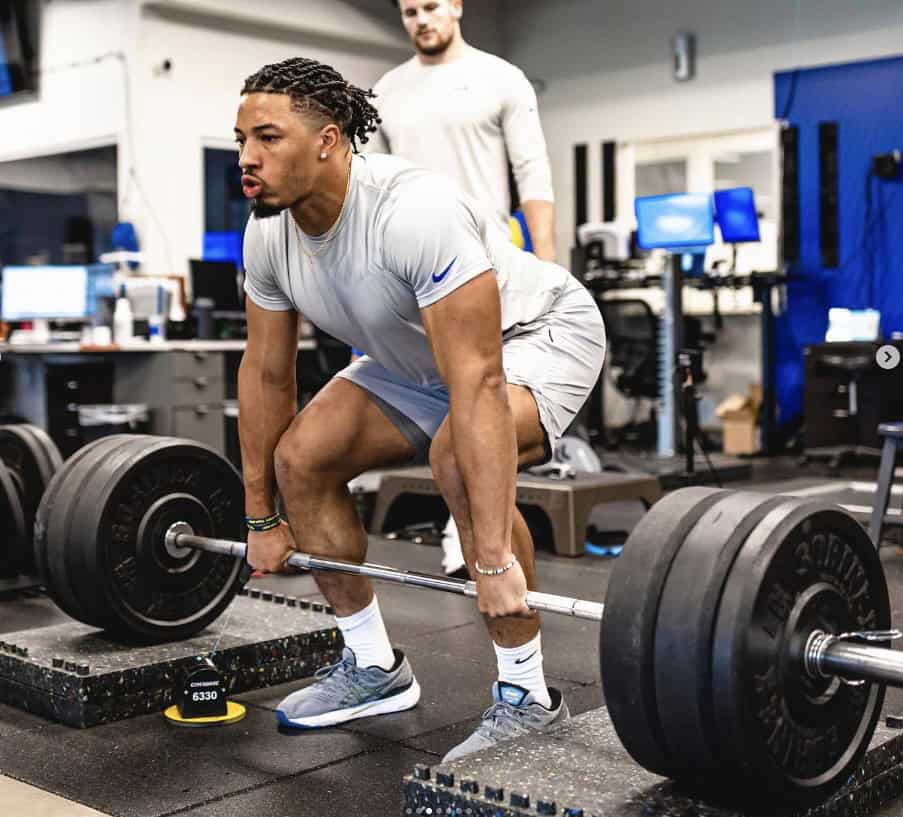 Daniel Hardy lifting