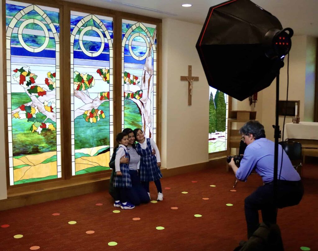 Photo shoot with mom and her twins at Grandparents Day VCES