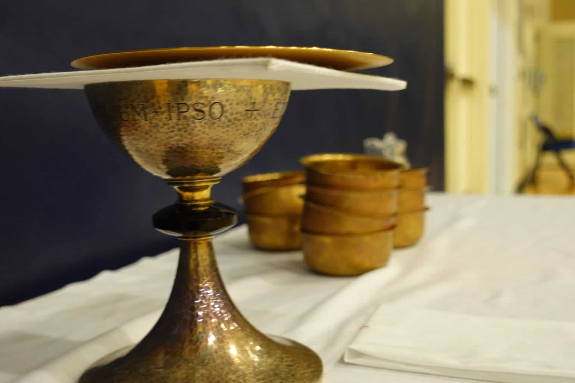 Sacramental cup for the Eucharist