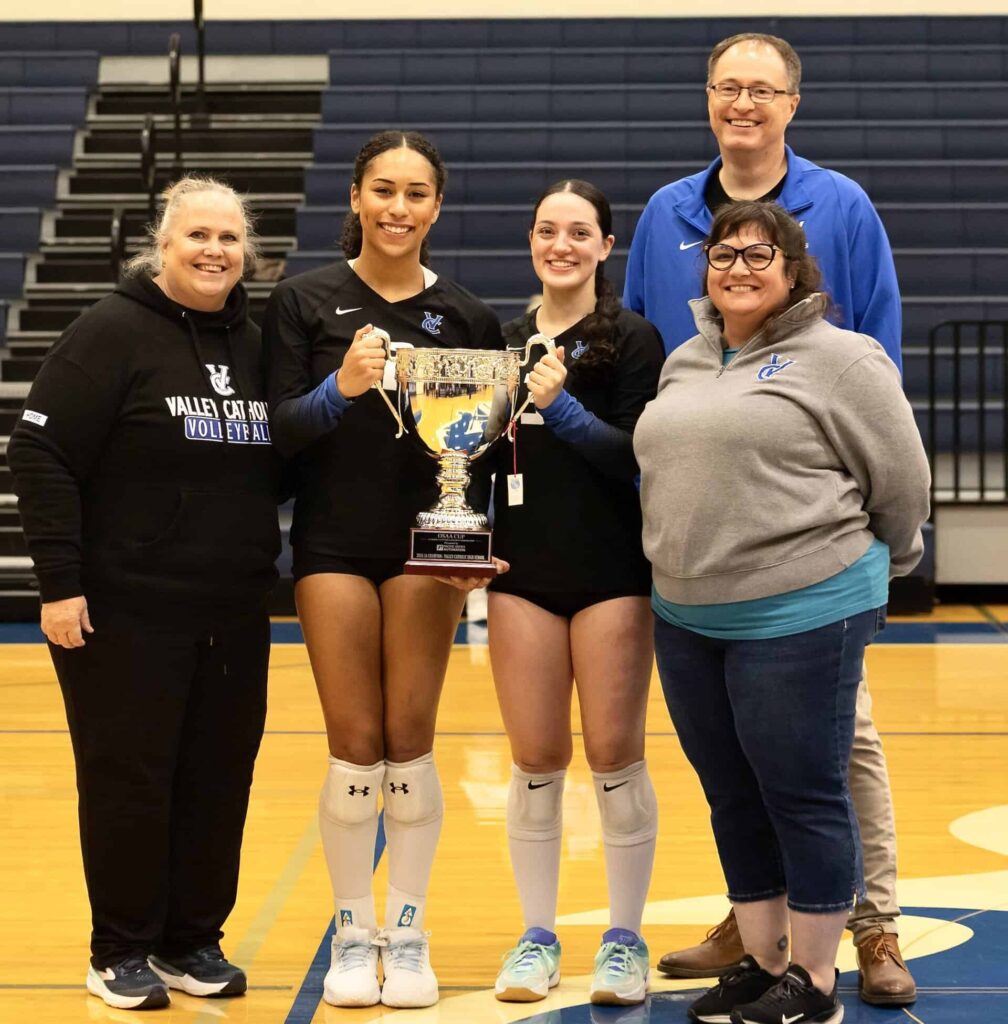 OSAA Cup Presentation to the Girls Volleyball team
