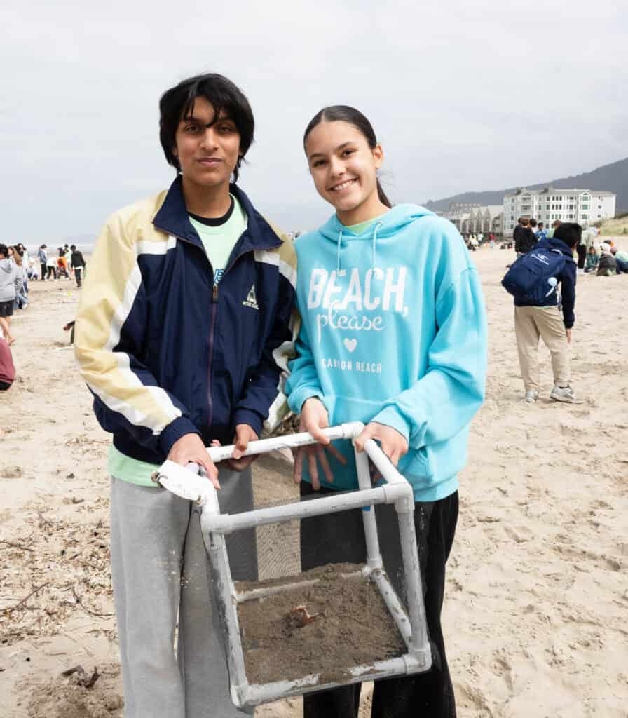 VCMS students microplastic beach project